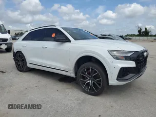 2023 Audi SQ8 Premium Plus z VIN WA1AWBF13PD044912, wystawiony jako Copart lot #70429284 z przebiegiem 14 862 mil mil oraz Czysty tytuł • Clean title. Historia ofert i sprzedaży dostępna na DreamBid. Obrazek 4.