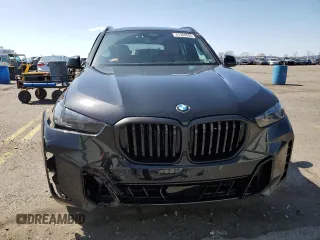 2024 BMW X5 xDrive40i z VIN 5UX23EU06R9V66999, wystawiony jako Copart lot #51369505 z przebiegiem Nie podano mil oraz Szkody całkowita. Historia ofert i sprzedaży dostępna na DreamBid. Obrazek 5.