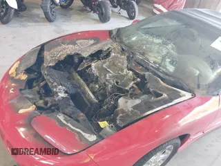 2000 Pontiac Firebird Trans Am with VIN 2G2FV32G7Y2121291, listed as a IAAI auction lot 40095437 with 140,293 mi miles. Bid and sale history available at carsss.com. Image 12.