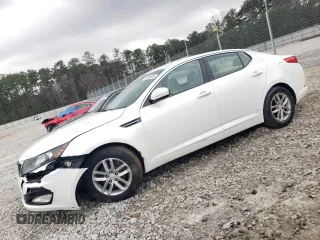2013 Kia Optima LX z VIN KNAGM4A76D5349580, wystawiony jako Copart lot #43400545 z przebiegiem 156 241 mil mil oraz Szkoda całkowita • Salvage title. Historia ofert i sprzedaży dostępna na DreamBid. Obrazek 1.