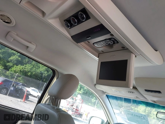 2008 Chrysler Town & Country Touring with VIN 2A8HR54P38R844492, listed as a IAAI auction lot 42691356 with 223,120 mi miles and . Bid and sale history available at DreamBid. Image 12.