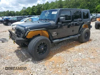 2008 Jeep Wrangler Unlimited Sahara with VIN 1J4GB591X8L530725, listed as a Copart auction lot 60339265 with 218,178 mi miles and Salvage title. Bid and sale history available at DreamBid. Image 1.