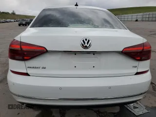 2018 Volkswagen Passat SE z VIN 1VWBA7A32JC021694, wystawiony jako Copart lot #57619625 z przebiegiem 113 172 mil mil oraz Szkoda całkowita • Salvage title. Historia ofert i sprzedaży dostępna na DreamBid. Obrazek 6.
