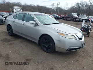 2009 Acura TL Tech with VIN 19UUA86519A013039, listed as a IAAI auction lot 41656570 with 241,217 mi miles. Bid and sale history available at carsss.com. Image 1.