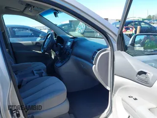 2009 Kia Sedona LX with VIN KNDMB233496315780, listed as a IAAI auction lot 41849241 with 174,224 mi miles. Bid and sale history available at carsss.com. Image 5.