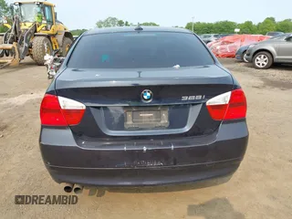 2007 BMW 3 Series 328i with VIN WBAVA33597PV66894, listed as a IAAI auction lot 42407280 with 160,527 mi miles and . Bid and sale history available at DreamBid. Image 16.
