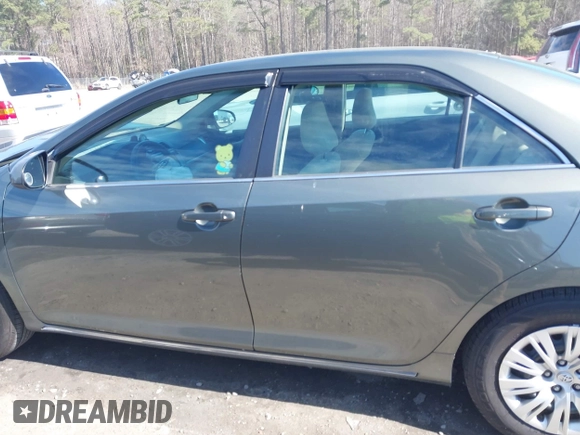 2013 Toyota Camry L with VIN 4T4BF1FK8DR280756, listed as a IAAI auction lot 41699710 with 200,466 mi miles. Bid and sale history available at carsss.com. Image 14.
