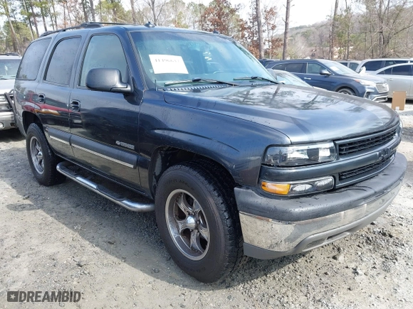 2003 Chevrolet Tahoe LS with VIN 1GNEC13ZX3R209167, listed as a IAAI auction lot 41496637 with 325,006 mi miles. Bid and sale history available at carsss.com. Image 1.