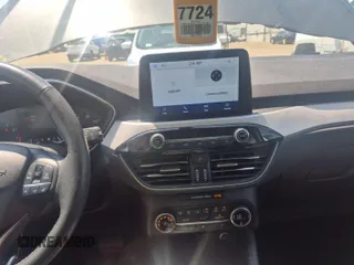 2020 Ford Escape SEL с VIN 1FMCU9H68LUA55495, выставлен на аукционе IAAI как лот 42841805 с пробегом 99 887 миль миль и . История ставок и продаж доступна на DreamBid. Изображение 10.