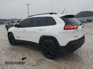 2018 Jeep Cherokee Latitude with VIN 1C4PJMCX5JD589634, listed as a Copart auction lot 42733965 with 127,927 mi miles and Salvage title. Bid and sale history available at DreamBid. Image 2.