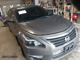 2014 Nissan Altima 2.5 with VIN 1N4AL3APXEC124054, listed as a IAAI auction lot 41942042 with 177,553 mi miles. Bid and sale history available at carsss.com. Image 1.
