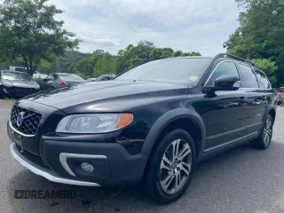 2015 Volvo XC70 T5 Drive-E Premier with VIN YV440MBK2F1223390, listed as a Copart auction lot 61603455 with 151,862 mi miles and Clean title. Bid and sale history available at DreamBid. Image 2.