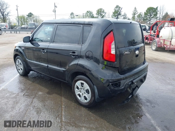 2013 Kia Soul with VIN KNDJT2A53D7621358, listed as a IAAI auction lot 41800278 with 89,452 mi miles. Bid and sale history available at carsss.com. Image 3.