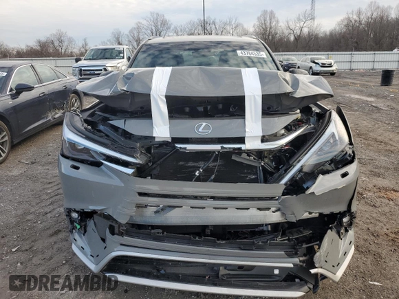 2024 Lexus TX 500h F Sport Premium z VIN 5TDABAB64RS005119, wystawiony jako Copart lot #43784535 z przebiegiem 13 688 mil mil oraz Szkoda całkowita • Salvage title. Historia ofert i sprzedaży dostępna na DreamBid. Obrazek 5.