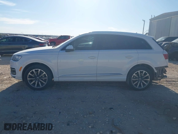 2017 Audi Q7 Premium Plus with VIN WA1LAAF76HD021311, listed as a IAAI auction lot 41559898 with 132,458 mi miles. Bid and sale history available at carsss.com. Image 14.