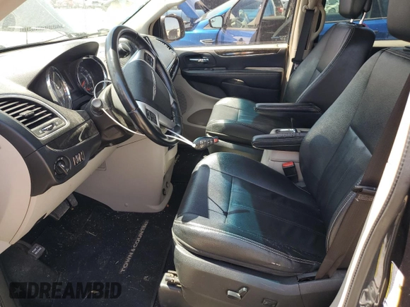 2014 Chrysler Town & Country Touring with VIN 2C4RC1BG3ER247413, listed as a Copart auction lot 55058215 with 227,801 mi miles and Clean Title. Bid and sale history available at carsss.com. Image 7.