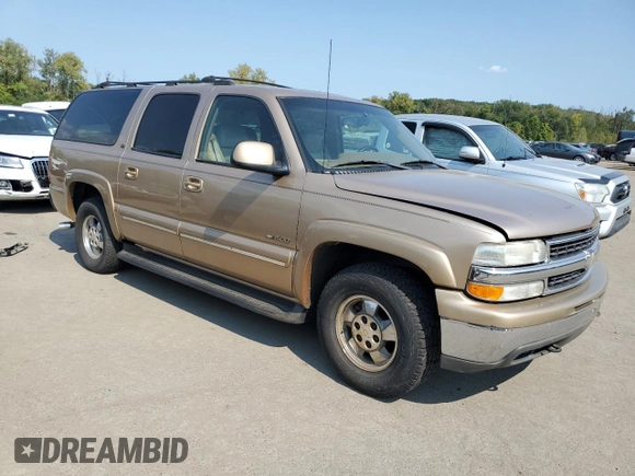 2000 Chevrolet Suburban LT with VIN 3GNFK16TXYG178606, listed as a Copart auction lot 71483564 with 127,696 mi miles and Clean Title. Bid and sale history available at carsss.com. Image 4.