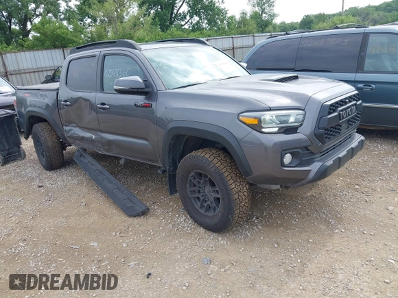 2021 Toyota Tacoma SR с VIN 5TFCZ5AN8MX266972, выставлен на аукционе IAAI как лот 42511666 с пробегом 56 378 миль миль и . История ставок и продаж доступна на DreamBid. Изображение 1.