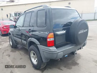 2003 Chevrolet Tracker ZR2 with VIN 2CNBJ734536931923, listed as a IAAI auction lot 41641054 with 111,247 mi miles and . Bid and sale history available at DreamBid. Image 3.