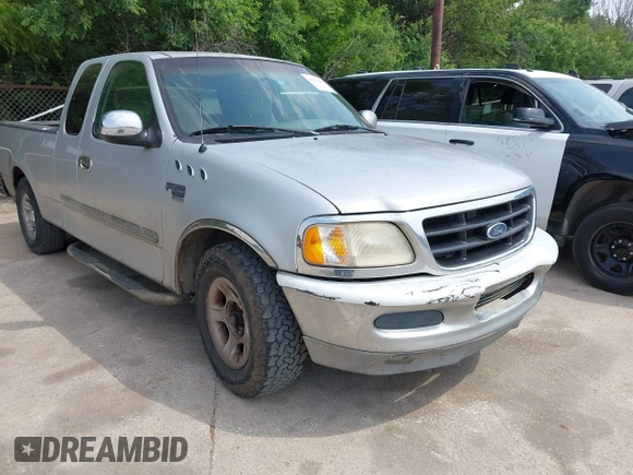 1999 Ford F-150 with VIN 1FTRX17W7XKB20640, listed as a IAAI auction lot 42273497 with 250,232 mi miles and . Bid and sale history available at DreamBid. Image 1.