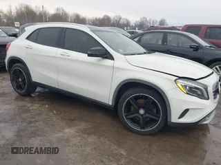 2015 Mercedes-Benz GLA 250 z VIN WDCTG4GB7FJ036868, wystawiony jako IAAI lot #41683576 z przebiegiem 100 975 mil mil oraz . Historia ofert i sprzedaży dostępna na DreamBid. Obrazek 1.
