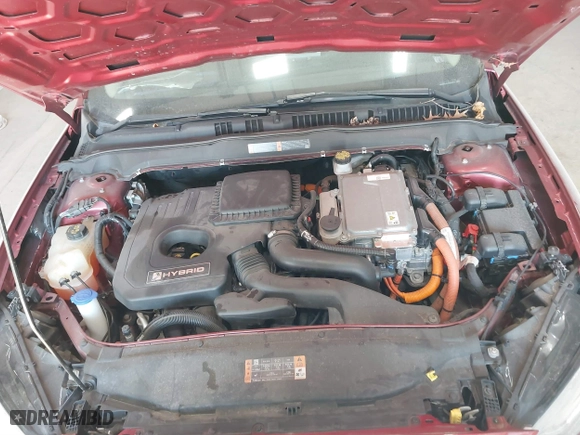 2019 Ford Fusion Hybrid SE with VIN 3FA6P0LUXKR205712, listed as a IAAI auction lot 41267049 with 124,687 mi miles. Bid and sale history available at carsss.com. Image 10.