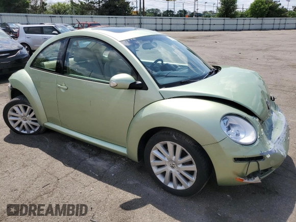 2008 Volkswagen Beetle SE with VIN 3VWRW31C78M509931, listed as a Copart auction lot 56645275 with 136,436 mi miles and Salvage title. Bid and sale history available at DreamBid. Image 4.