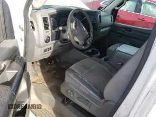 2012 Nissan NV SV z VIN 1N6BF0LY8CN118858, wystawiony jako Copart lot #78417494 z przebiegiem 249 573 mil mil oraz Szkoda całkowita • Salvage title. Historia ofert i sprzedaży dostępna na DreamBid. Obrazek 8.