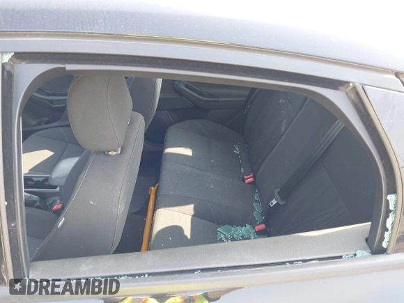 2016 Ford Focus SE with VIN 1FADP3F25GL258603, listed as a IAAI auction lot 42450289 with 73,453 mi miles and . Bid and sale history available at DreamBid. Image 13.
