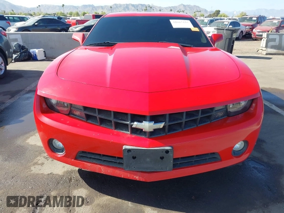 2011 Chevrolet Camaro 2LT z VIN 2G1FC1ED1B9110964, wystawiony jako IAAI lot #42067434 z przebiegiem 127 827 mil mil oraz . Historia ofert i sprzedaży dostępna na DreamBid. Obrazek 12.