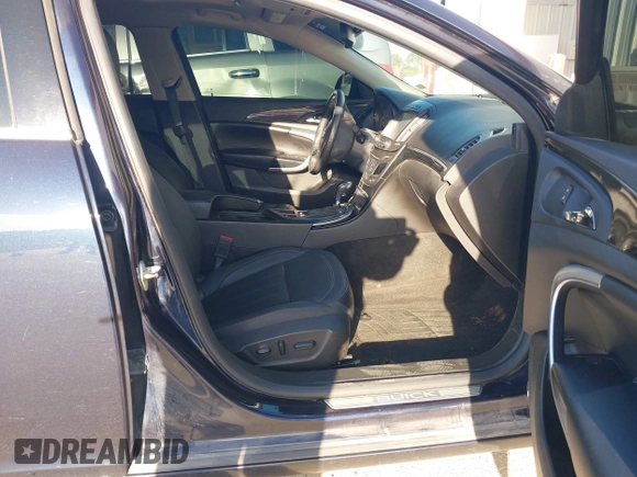 2016 Buick Regal Premium II with VIN 2G4GT5GX7G9148499, listed as a IAAI auction lot 40478560 with 82,804 mi miles. Bid and sale history available at carsss.com. Image 5.