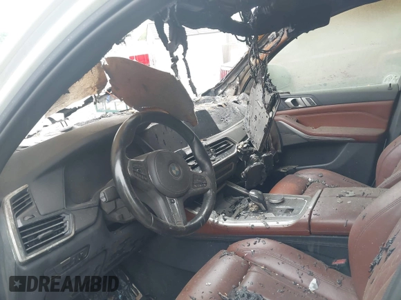 2019 BMW X5 xDrive50i с VIN 5UXJU2C5XKLN64637, выставлен на аукционе IAAI как лот 42182077 с пробегом Не указан миль и . История ставок и продаж доступна на DreamBid. Изображение 11.