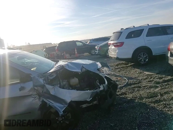 2021 Jeep Cherokee Latitude z VIN 1C4PJLCB7JD596891, wystawiony jako Copart lot #50833275 z przebiegiem 107 902 mil mil oraz Szkoda całkowita • Salvage title. Historia ofert i sprzedaży dostępna na DreamBid. Obrazek 13.