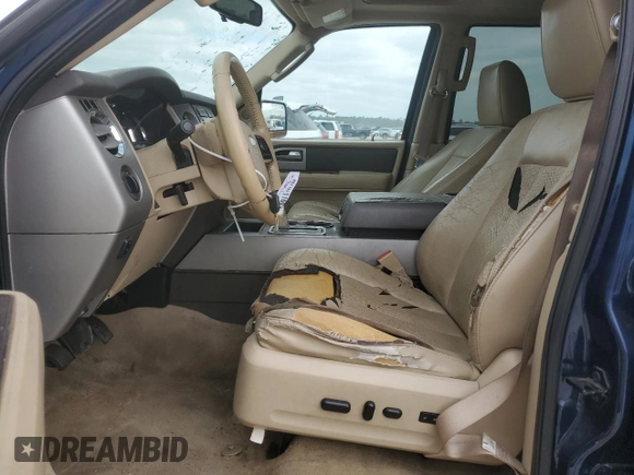 2011 Ford Expedition XLT with VIN 1FMJU1H52BEF47545, listed as a Copart auction lot 52987825 with 127,500 mi miles and Salvage title. Bid and sale history available at DreamBid. Image 7.