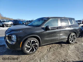 2023 Mitsubishi Outlander SE with VIN JA4J4UA87PZ059115, listed as a Copart auction lot 45951465 with 18,428 mi miles and Salvage Title. Bid and sale history available at carsss.com. Image 1.