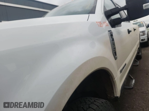 2017 Ford F-250 Lariat with VIN 1FT7W2BT6HEB52976, listed as a IAAI auction lot 42731339 with 267,628 mi miles and . Bid and sale history available at DreamBid. Image 7.