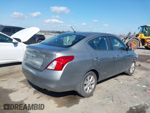 2012 Nissan Versa SL with VIN 3N1CN7AP6CL932748, listed as a IAAI auction lot 41532452 with 110,881 mi miles. Bid and sale history available at carsss.com. Image 4.