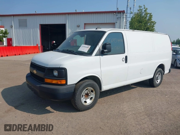 2016 Chevrolet Express Cargo z VIN 1GCWGAFF5G1131761, wystawiony jako IAAI lot #42454440 z przebiegiem 202 356 mil mil oraz . Historia ofert i sprzedaży dostępna na DreamBid. Obrazek 17.