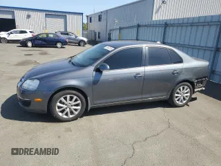 2010 Volkswagen Jetta Limited Edition с VIN 3VWAX7AJ9AM103624, выставлен на аукционе Copart как лот 58962505 с пробегом 135 801 миль миль и Списание • Salvage title. История ставок и продаж доступна на DreamBid. Изображение 1.