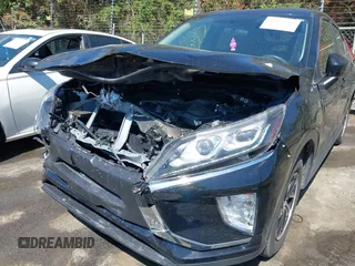 2020 Mitsubishi Eclipse Cross ES z VIN JA4AS3AAXLZ033153, wystawiony jako IAAI lot #41885706 z przebiegiem 106 720 mil mil oraz . Historia ofert i sprzedaży dostępna na DreamBid. Obrazek 6.
