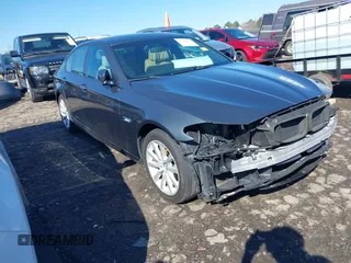 2012 BMW 5 Series 528i with VIN WBAXG5C5XCDY30221, listed as a IAAI auction lot 41639978 with 181,474 mi miles. Bid and sale history available at carsss.com. Image 1.