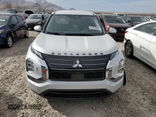 2022 Mitsubishi Outlander ES with VIN JA4J4TA8XNZ027959, listed as a Copart auction lot 43787855 with 67,949 mi miles and Salvage Title. Bid and sale history available at carsss.com. Image 5.