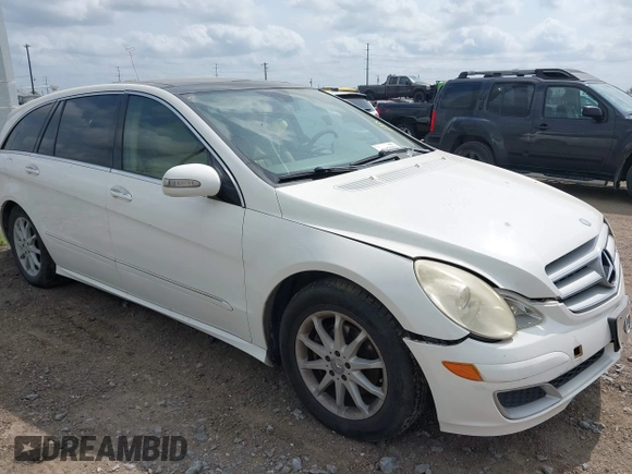 2007 Mercedes-Benz R 3.5L with VIN 4JGCB65E97A051365, listed as a IAAI auction lot 42175374 with Not provided miles and . Bid and sale history available at DreamBid. Image 1.