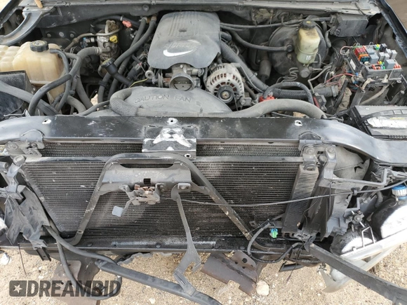 2002 Chevrolet Tahoe LS with VIN 1GNEC13Z52R230281, listed as a Copart auction lot 53447985 with 309,170 mi miles and Salvage title. Bid and sale history available at DreamBid. Image 12.