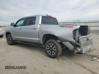 2021 Toyota Tundra Limited z VIN 5TFHY5F14MX985151, wystawiony jako Copart lot #45751005 z przebiegiem 78 962 mil mil oraz Szkoda całkowita • Salvage title. Historia ofert i sprzedaży dostępna na DreamBid. Obrazek 2.
