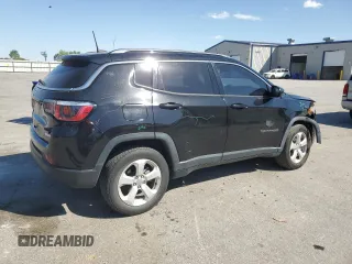 2018 Jeep Compass Latitude with VIN 3C4NJDBB8JT417492, listed as a Copart auction lot 50998975 with 141,975 mi miles and Salvage title. Bid and sale history available at DreamBid. Image 3.