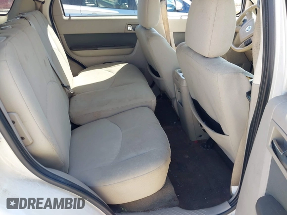 2010 Mercury Mariner с VIN 4M2CN8BG7AKJ01706, выставлен на аукционе IAAI как лот 41701667 с пробегом 96 189 миль миль и . История ставок и продаж доступна на DreamBid. Изображение 8.