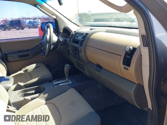 2005 Nissan Xterra S with VIN 5N1AN08UX5C610731, listed as a IAAI auction lot 41650174 with 255,583 mi miles. Bid and sale history available at carsss.com. Image 5.