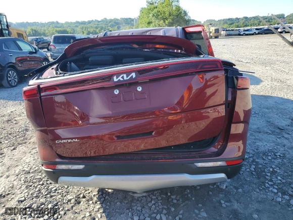 2023 Kia Carnival LX with VIN KNDNB4H33P6269414, listed as a Copart auction lot 58892874 with 20,652 mi miles and Salvage Title. Bid and sale history available at carsss.com. Image 6.