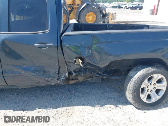 2017 Chevrolet Silverado 1500 LT with VIN 1GCVKREC9HZ180710, listed as a IAAI auction lot 40204758 with 255,247 mi miles and . Bid and sale history available at DreamBid. Image 6.